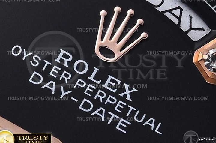 0322 RDD0219H – DayDate 36mm ComfortFit 694